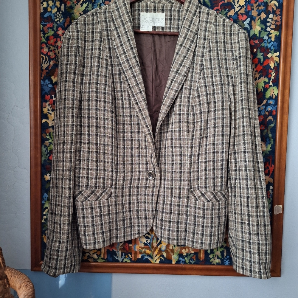 19 PLAID POCKET BLAZER BY BERGHAUS